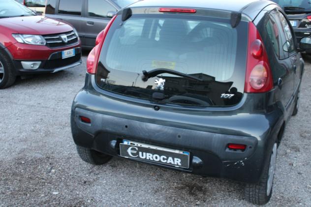 Peugeot 107 1.0 68CV 5p. Desir - Foto 6