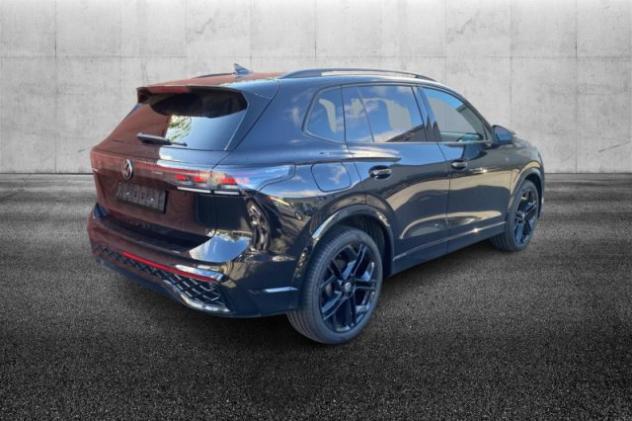 VOLKSWAGEN Tiguan 1.5 eTSI 150 CV ACT DSG R-Line rif. 24072192 - Foto 3