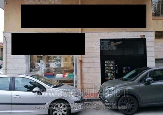 IMMOBILI-IMMOBILE COMMERCIALE-Via Belisario Corenzio, 29/31 33, 84129 Salerno SA, Italia - Foto 7