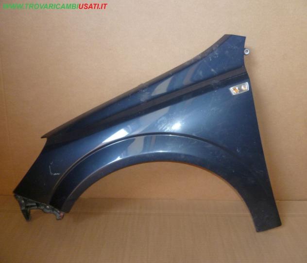 PARAFANGO ANT.S. GRIGIO/AZZURRO MET. OPEL ASTRA (A04) 5p / SW 999-U58806 Carrozzeria  Lamierati esterni  Fiancate  Parafango ant. OPEL - ASTRA H - 01-