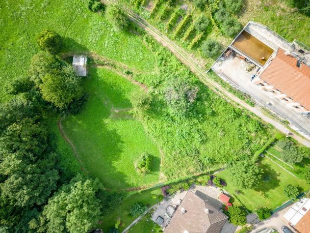 Crea la Tua Oasi: Terreno Edificabile a Somana per Tre Unità 222
