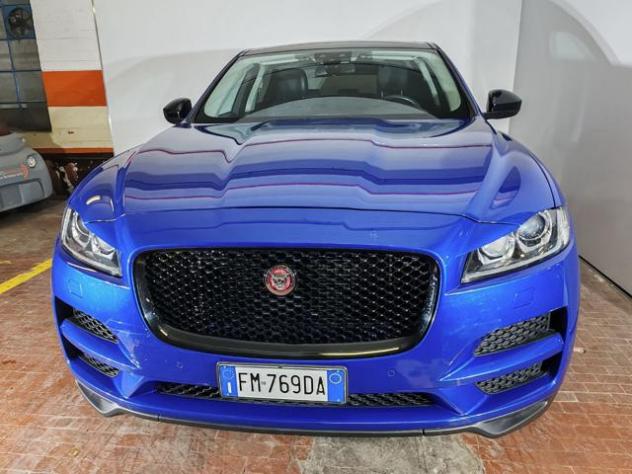 JAGUAR F-Pace 2.0d Portfolio AWD 240cv Auto + Navi + Camera rif. 22565734 - Foto 2