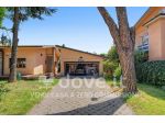 Villa di 309 m² con più di 5 locali e box auto in vendita a Pieve a Nievole &hellip;