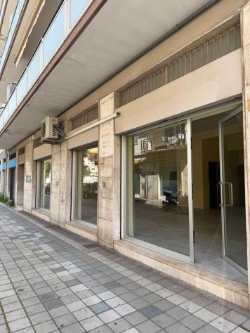 3 Vetrine in affitto a Pescara - Foto 4