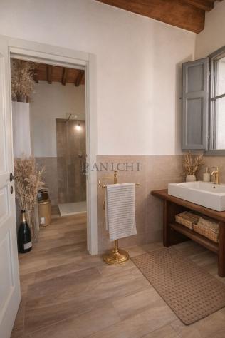 Porzione di casale toscano con terreno esterno - Crete Senesi - Foto 16