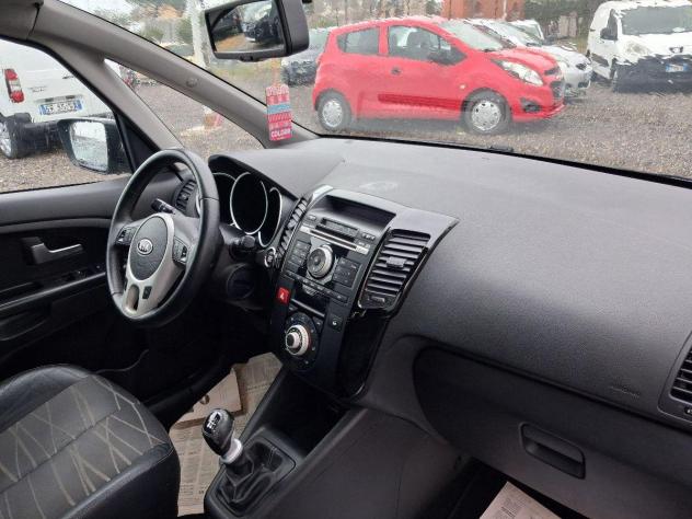 KIA - Venga - 1.6 CRDi VGT TX - Foto 9