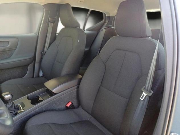 Volvo XC40 T2 ESSENTIAL SUV - Foto 9