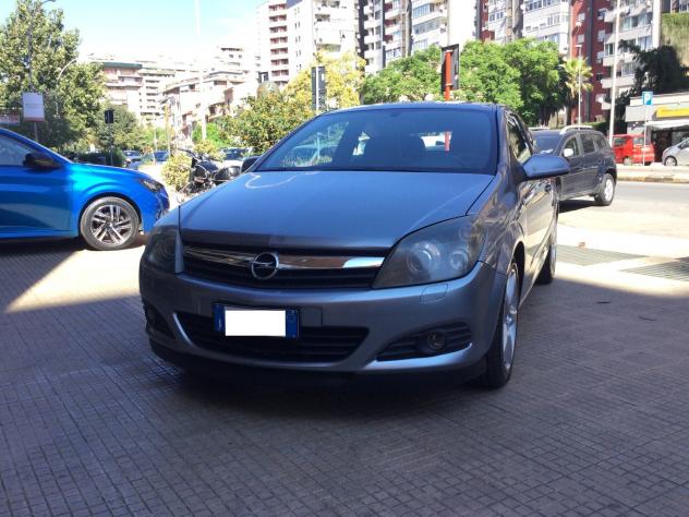 Opel Astra GTC 1.9 16V CDTI 150CV 3 porte Cosmo - Foto 7