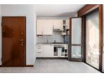 Appartamento di 53 m² con 2 locali e box auto in vendita a Milano