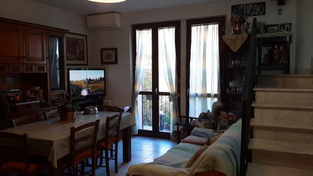 Sovicille (SI) vendesi quadrilocale panoramico con garage e cantina - Foto 8
