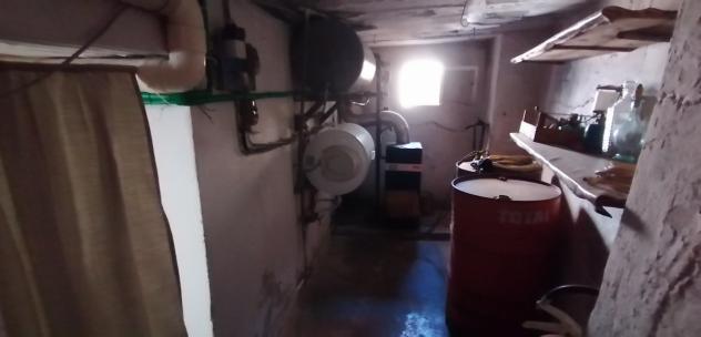 Nella Fraz.di Selvena, comune di Castell'Azzara vendiamo intera palazzina con possibilità di duplice appartamento. Accompagna lo stabile un piccolo gi - Foto 18