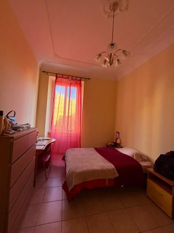 ampia stanza arredata Appio latino/San Giovanni - Foto 3