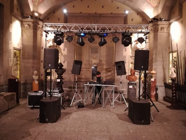 Noleggio Atrezzatura Audio e luci - Foto 5