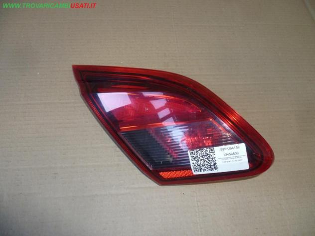 FANALE POST. PARTE INT. S. 39012623 999-U64159 Parti elettriche  Fanaleria  Fanali  Fanale post. sx. OPEL - CORSA E - 01-02-2015 -