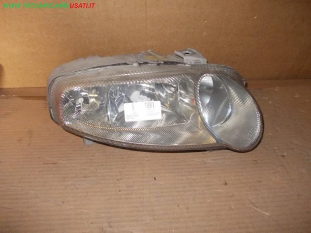 PROIETTORE D. ALFA ROMEO 147 (937-W8)  Parti elettriche  Fanaleria  Proiettori  Proiettore ant. ALFA ROMEO - 147 - 01-08-2000 - 01-10-2004