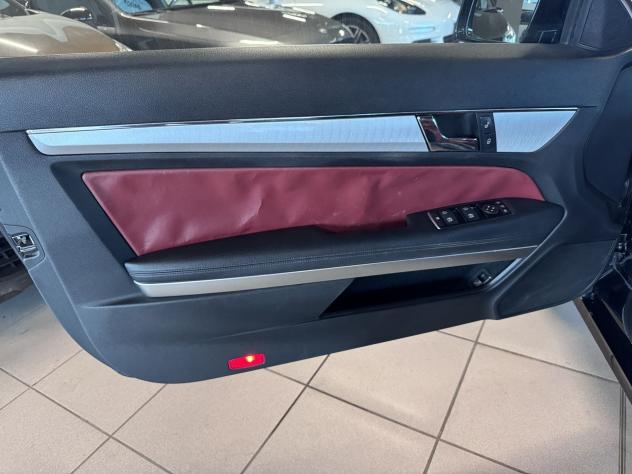 Mercedes-Benz Classe E E Coupe 220 cdi be Avantgarde - Foto 6