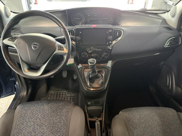 Lancia Ypsilon 1.0 FireFly 5 porte S&S Hybrid Gold - Foto 5