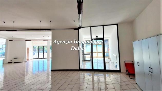 Borgo San Lorenzo (Petrona) - Capannone con parcheggio - Foto 6