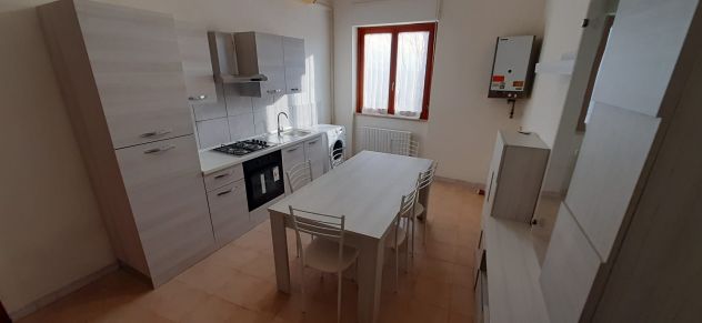TRILOCALE ARREDATO SENZA SPESE CONDOMINIO - Foto 5