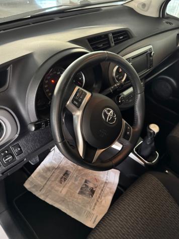 Toyota Yaris 1.4 D-4D 5 porte Lounge - Foto 6