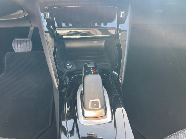 Peugeot 208 1.2 PURETECH 100CV EAT8 AUTIMATIC ALLURE - Foto 9