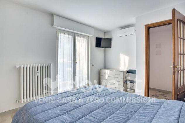 Appartamento di 82 m² con 3 locali e box auto in vendita a Induno Olona - Foto 10