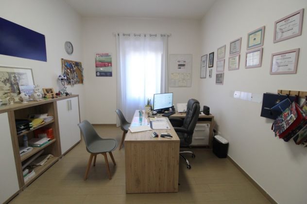 APPARTAMENTO USO STUDIO CORSO UMBERTO I SAN MARZANO DI SAN GIUSEPPE - Foto 2
