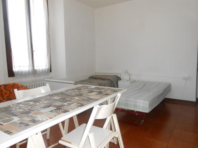 Stanza in appartamento in affitto a Pavia - Foto 9