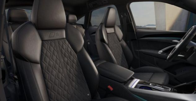 AUDI Q5 SPB 40 TDI quattro S tronic S line Identity Black rif. 23861622 - Foto 7