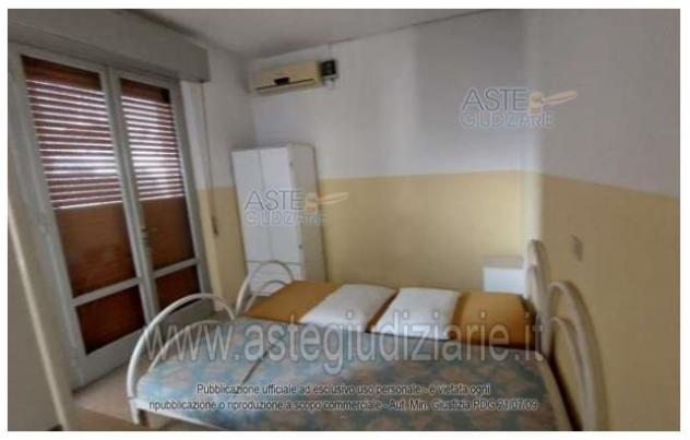 IMMOBILI-ALTRA CATEGORIA-Viale Napoli, 3 - frazione viserba - Foto 7