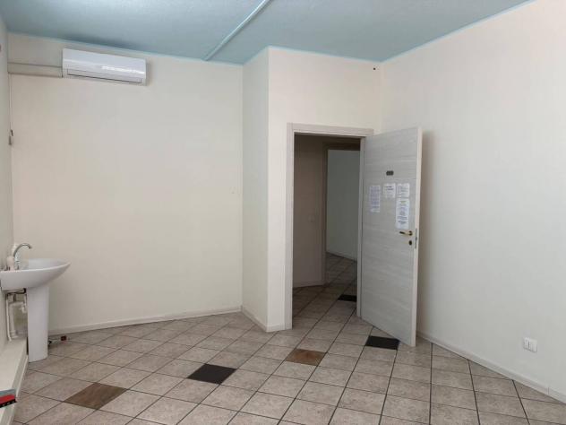 1 Vetrina in affitto a Samarate - Foto 4