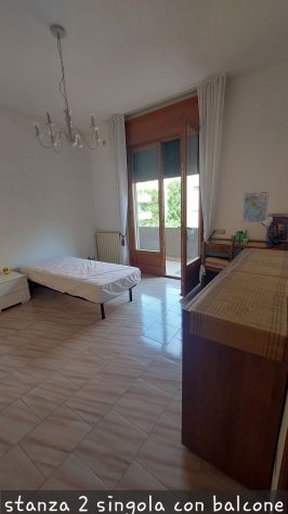 STANZA PER STUDENTESSA ZONA CENTRALE