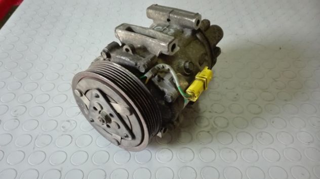 Compressore climatizzatore Peugeot Expert 2.0 HDI del 2008 (9655229080) - Foto 2