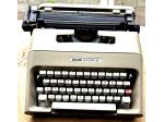 Macchina da scrivere Olivetti lettera 35 i