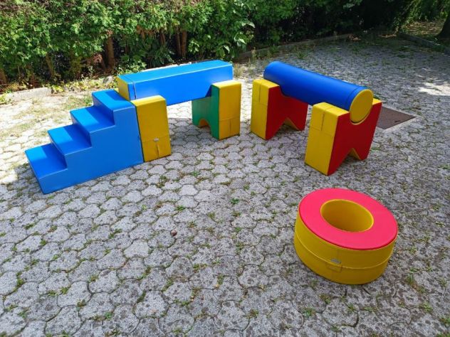 Wehrfritz set 8 moduli morbidi in schiuma per percorsi motori bambini