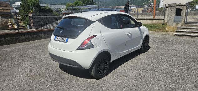 Lancia ypsilon 1.2 benzina