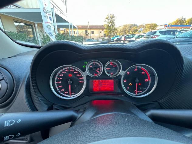 Alfa Romeo MiTo 1.3 JTDm-2 95 CV S&S Distinctive Sport Pack - Foto 7