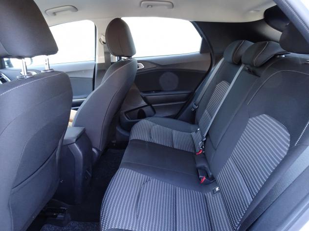 Kia Xceed 1.0 T-GDi 100 CV Urban - Foto 9