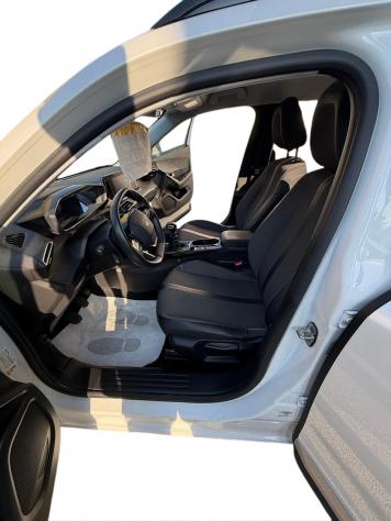 Peugeot 2008 PureTech 130 Allure Pack S/S PRONTA CONSEGNA SENZA VINCOLI DI FINANZIAMENTO PASSAGGIO COMPRESO - Foto 6
