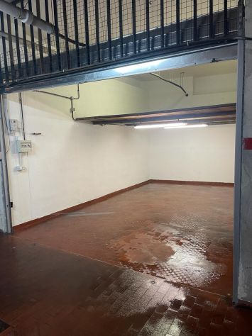 Affittasi Box Auto – Via di Vigna Corsetti 8 (Roma) - Foto 4