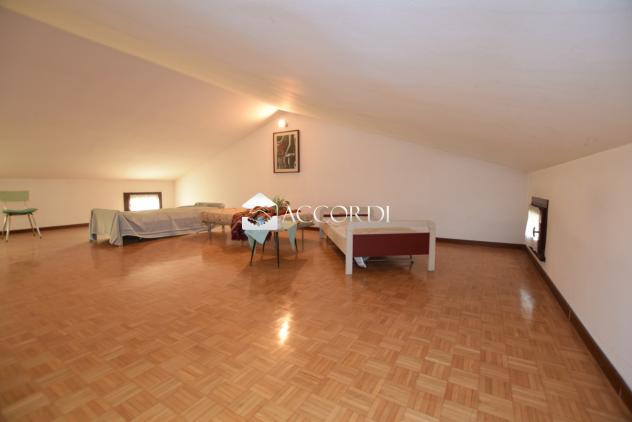 CASA INDIPENDENTE di 4 vani e di 252 mq (MONTEBELLUNA) rif. AS530 - Foto 17