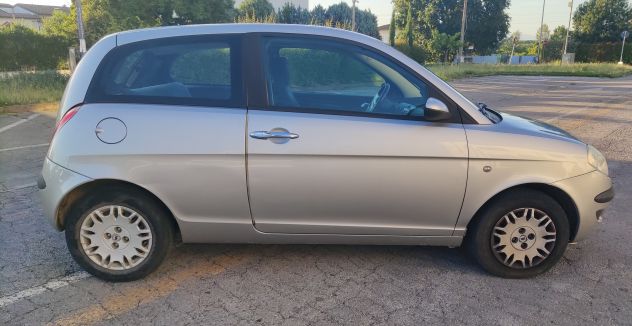 Ypsilon 1.2 benzina - Foto 2