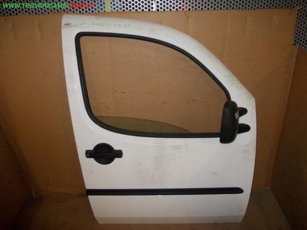 PORTA ANT.D. BIANCA FIAT DOBLO' (223-3C)  Carrozzeria  Lamierati esterni  Porte  Porta ant. dx. FIAT - DOBLO - 01-07-2005 - 01-12-2009, FIAT - DOBLO C