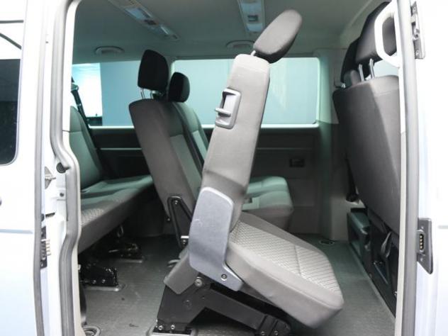 VOLKSWAGEN Caravelle 2.0 TDI 110CV PC Trendline - 9 POSTI rif. 23675240 - Foto 10