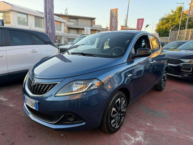 Lancia Ypsilon 1.0 Hybrid **LA CITY CAR IDEALE**