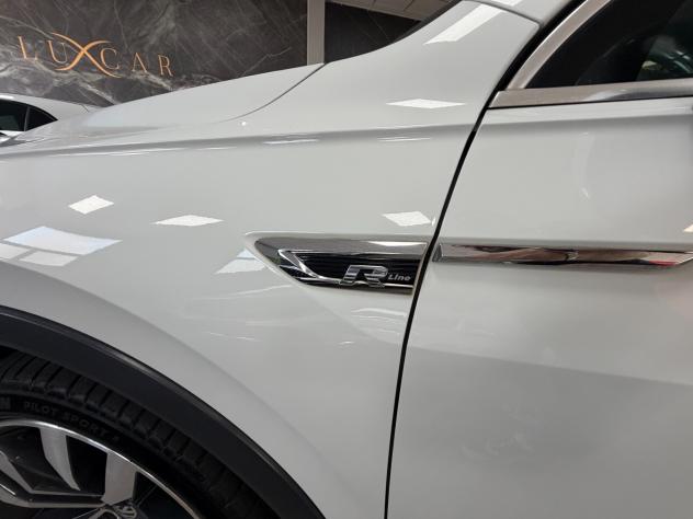 Volkswagen Tiguan 2.0 BiTDI SCR DSG 4MOTION Advanced R-Line BMT GANCIO TRAINO ELETTRICO - Foto 7