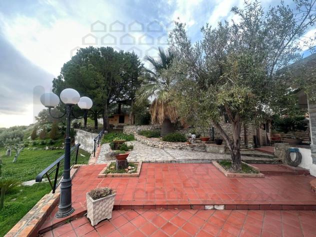 VILLA di 10 vani e di 300 mq (SAN LORENZO) rif. 2VS17496 - Foto 4