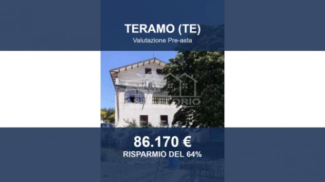 Immobile in asta di 400 m² con più di 5 locali in vendita a Teramo