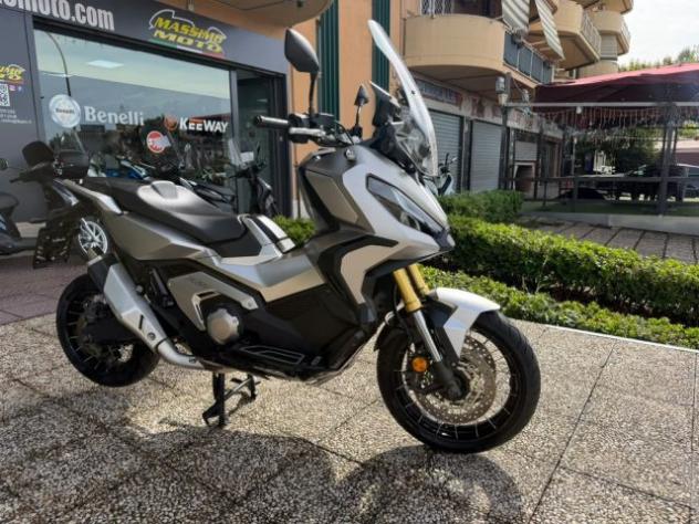 HONDA X-ADV 750 TUTTO INCLUSO ANCHE PASSAGGIO! MINI RATE rif. 24199402 - Foto 6