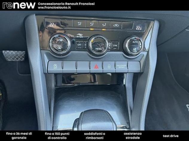 SKODA Karoq 2.0 TDI SCR Style 4x4 DSG rif. 23859982 - Foto 9